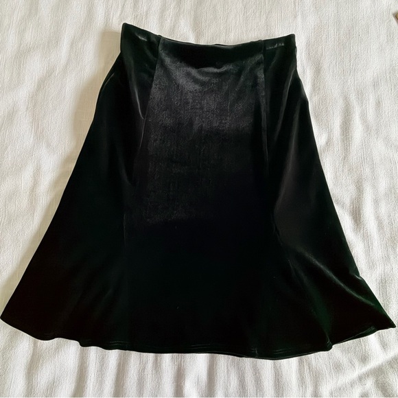 Willi Smith Skirt Womens Small Velvet A-Line Knee Length Lined Pull On USA Goth - Picture 5 of 5